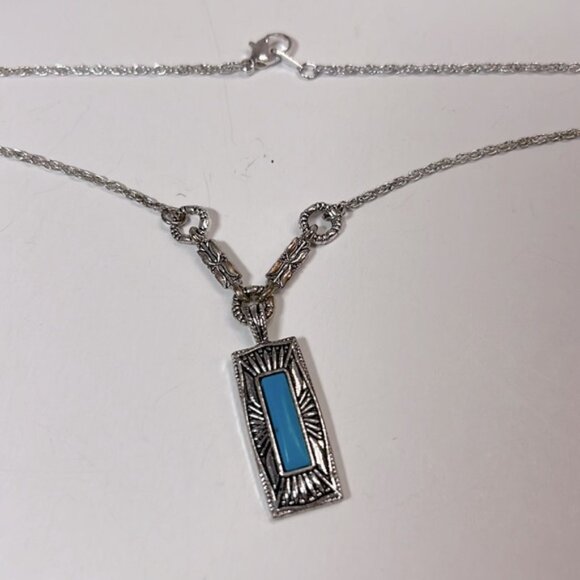 Turquoise necklace and earrings set - Picture 4 of 4